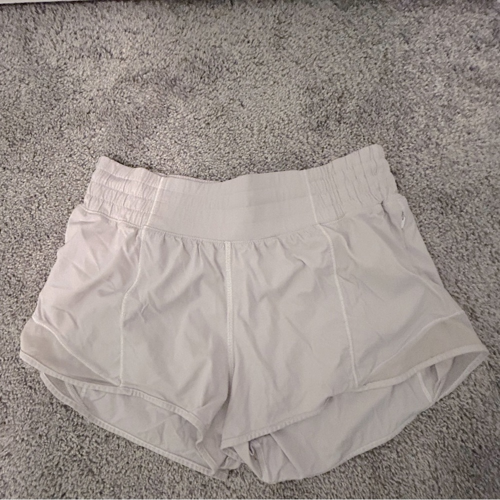 Lululemon white athletic shorts size small.